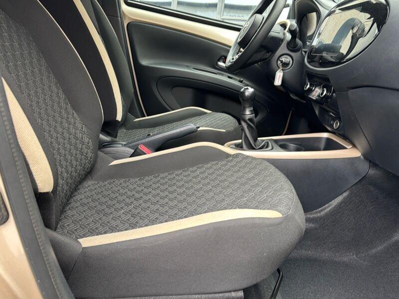 Toyota Aygo X Aygo X 1.0 VVT-i 72 CV 5 porte Trend