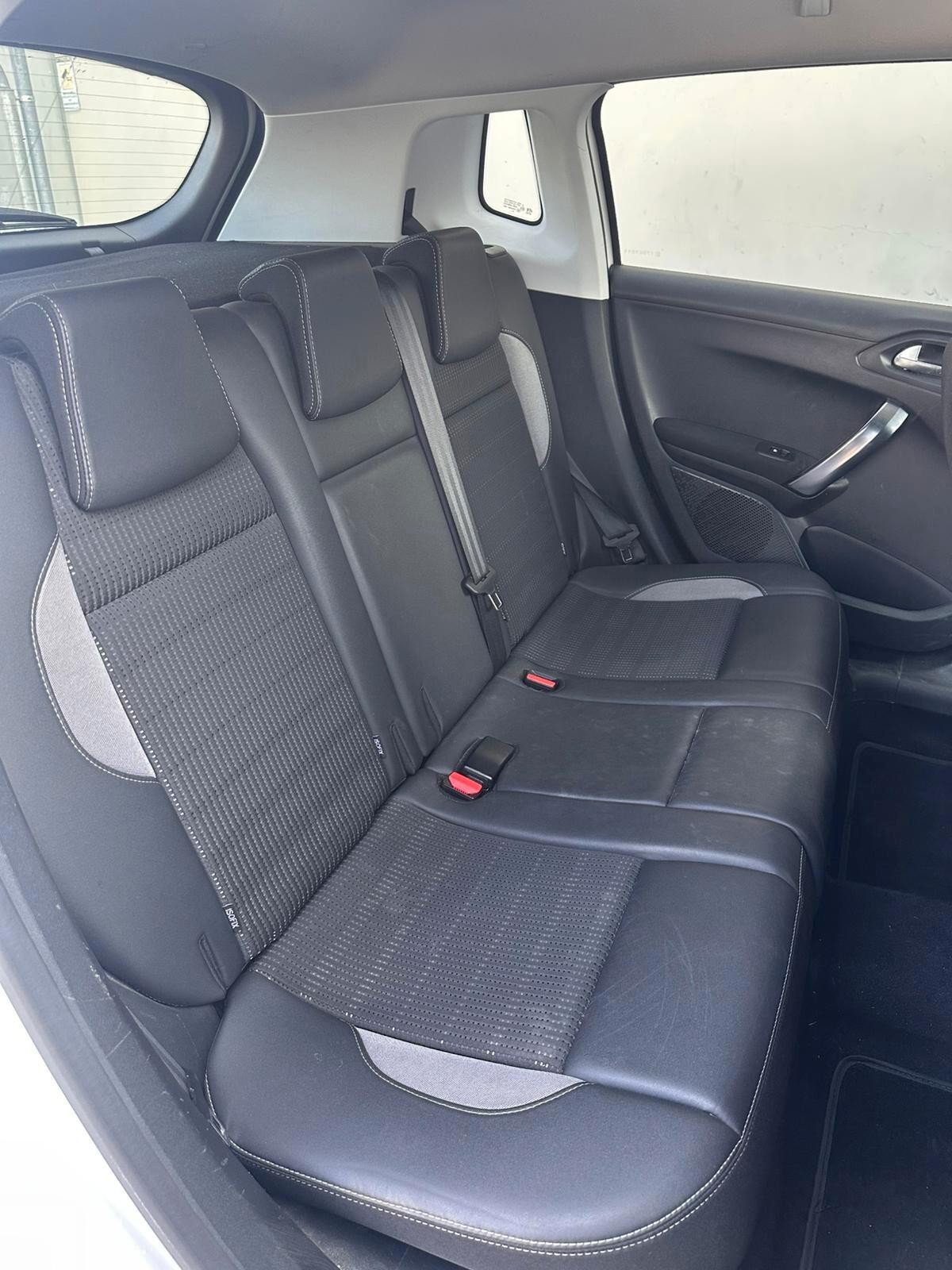Peugeot 2008 PureTech 82 Allure