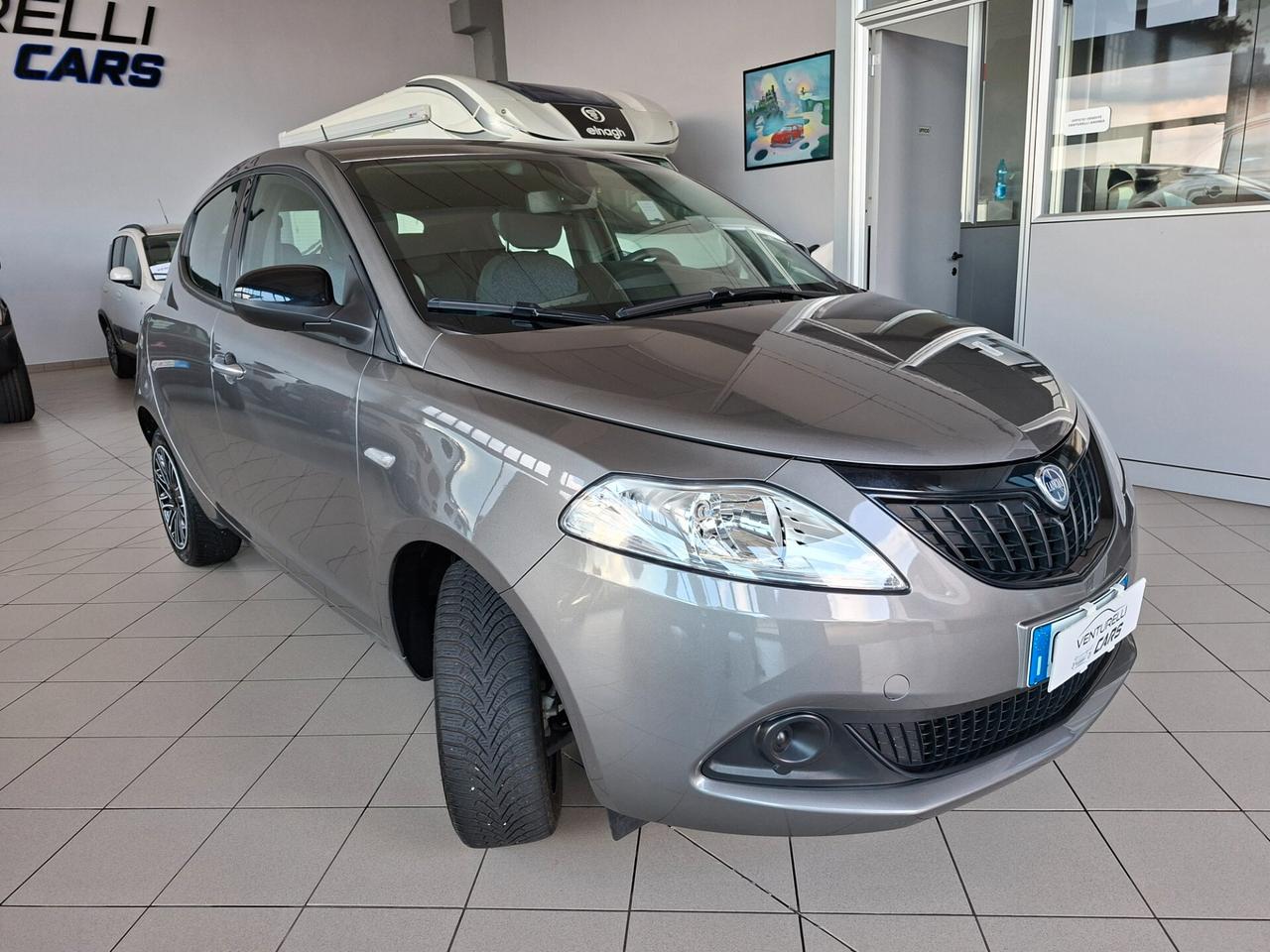 Lancia Ypsilon 1.0 FireFly 5 porte S&S Hybrid Gold