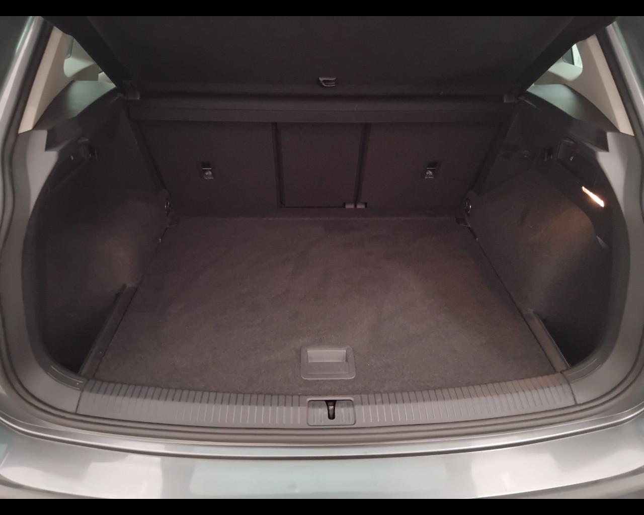 VOLKSWAGEN Tiguan II 2016 - Tiguan 1.5 tsi Sport 150cv dsg