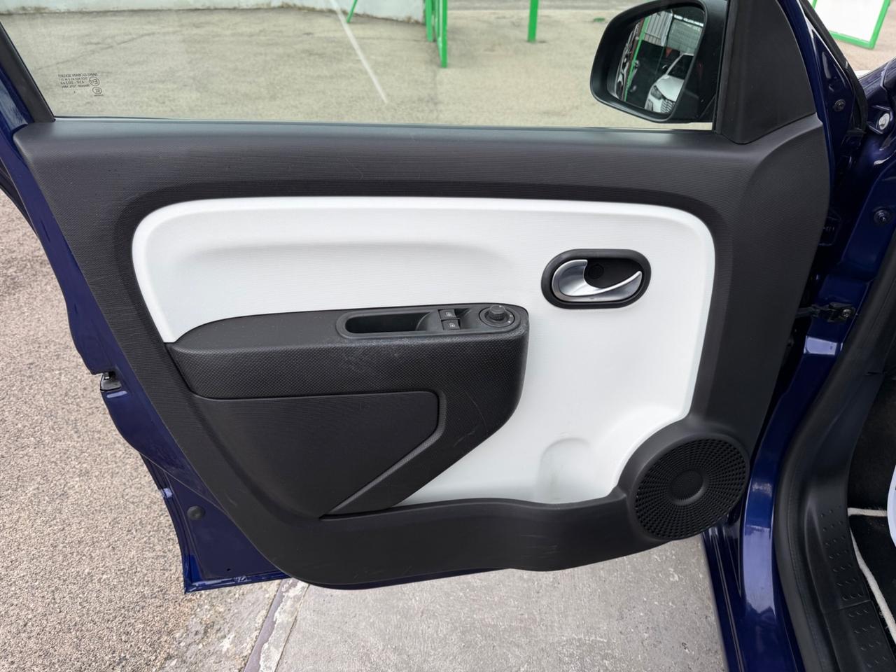 Renault Twingo TCe 90 CV EDC Intens