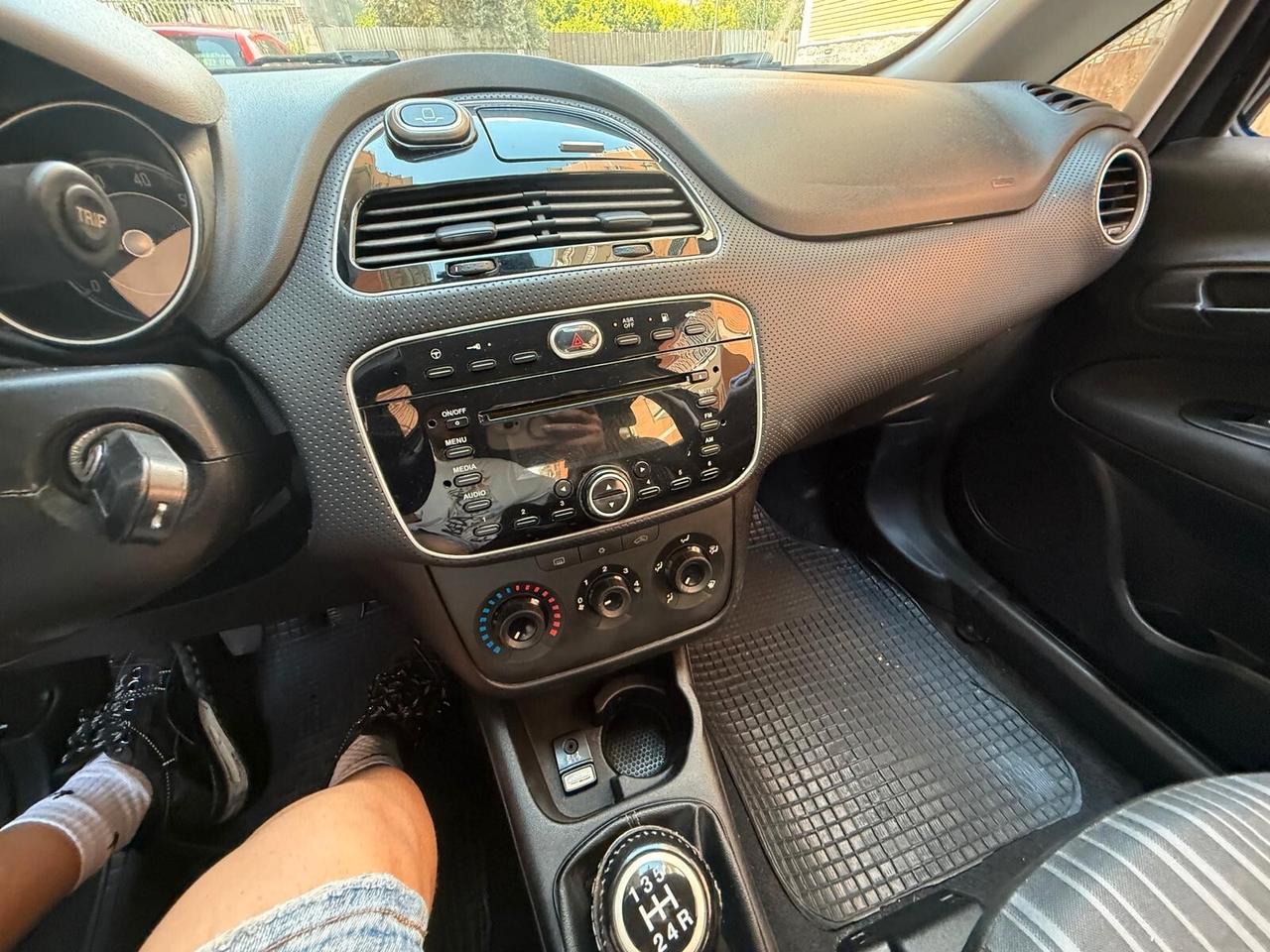 Fiat Punto Evo PUNTO EVO 1.4 5P EMOTION NATURAL POWER