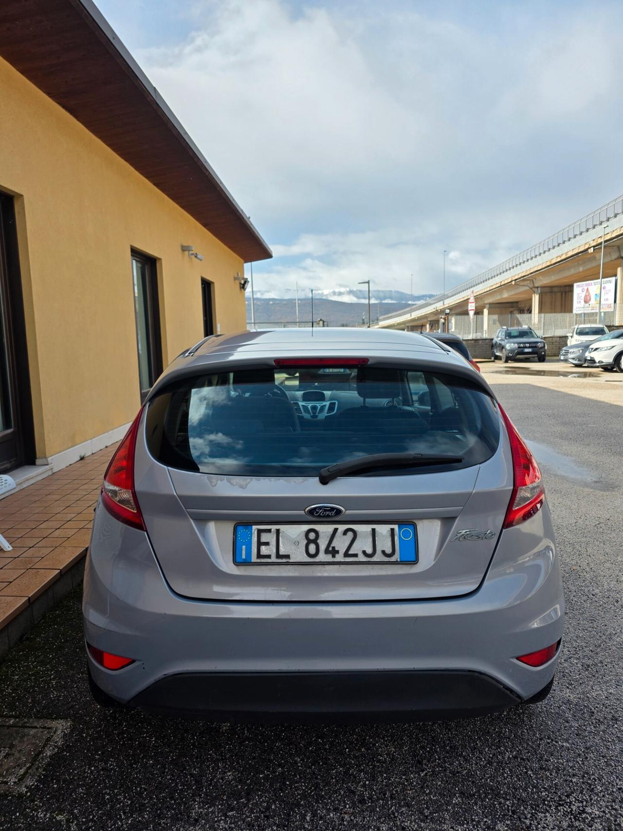 Ford Fiesta 1.4 TDCi 70CV 3 porte Titanium