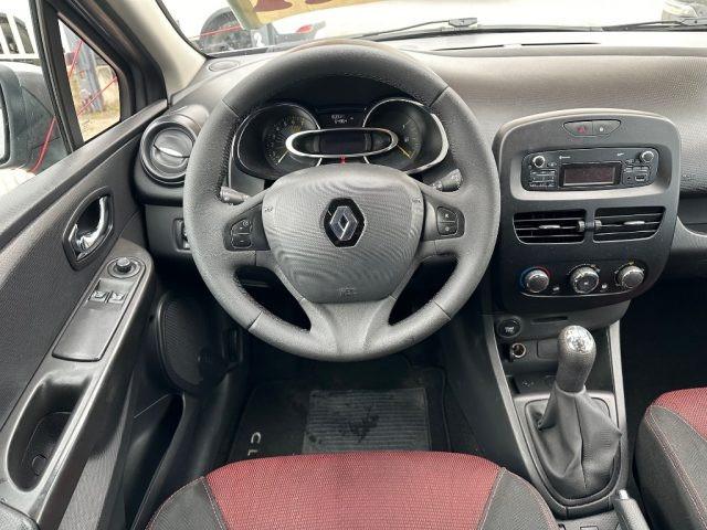 RENAULT Clio 1.2 75CV 5 porte Wave