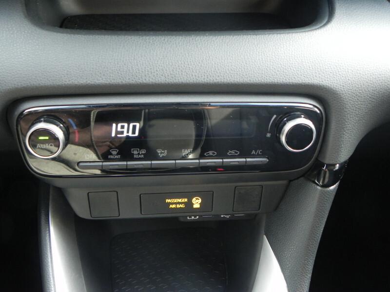 Toyota Yaris 1.5 Hybrid 5 porte Active PACK BUSINESS