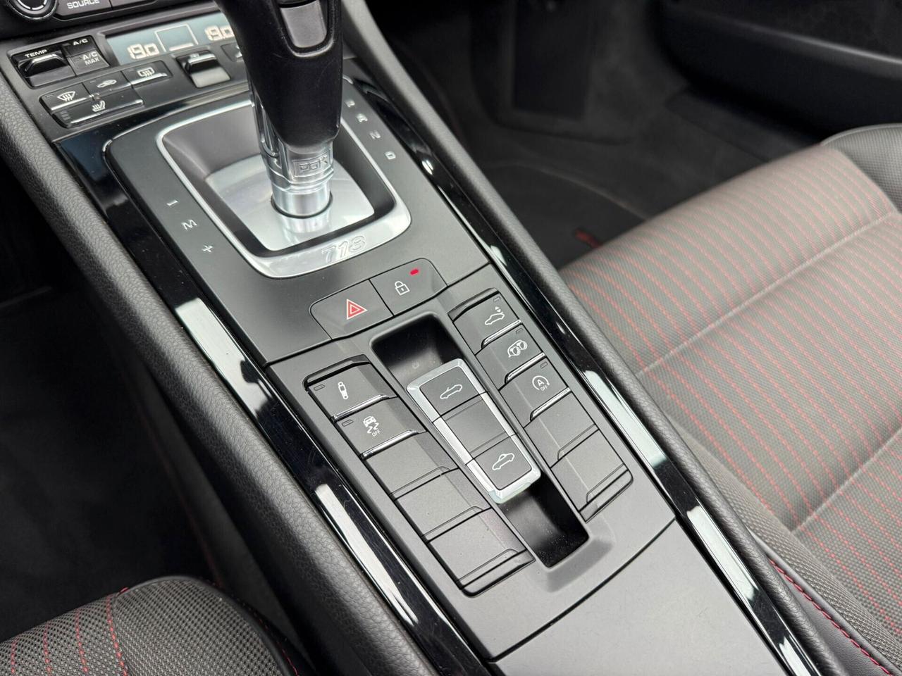 Porsche 718 Spyder Boxster 2.0 T (778)