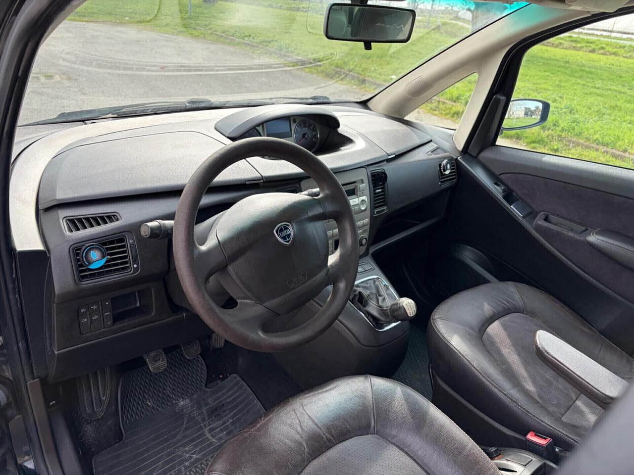 Lancia MUSA 2008 platino ok neopatentati