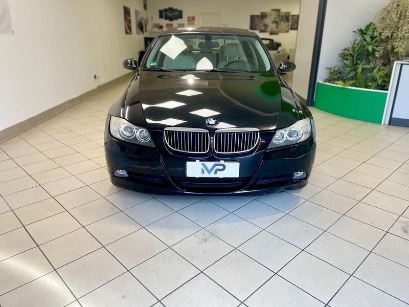 BMW Serie 3 320d cat Attiva