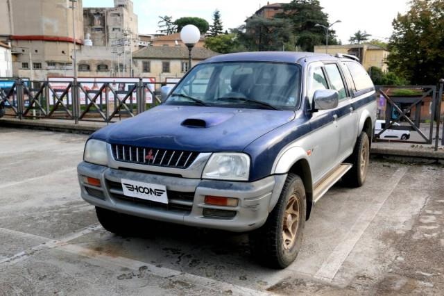 Mitsubishi L200 D.cab 2.5 tdi GLS 4wd