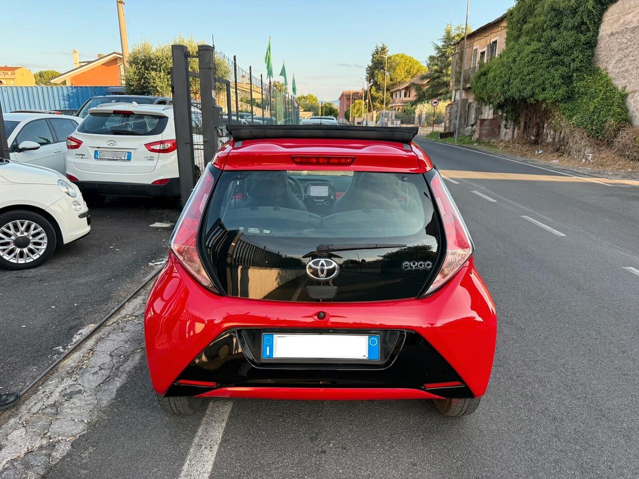 Toyota Aygo 1.0 5p - 70.000km GPL - Full opt - Tetto apribile - Superprezzo
