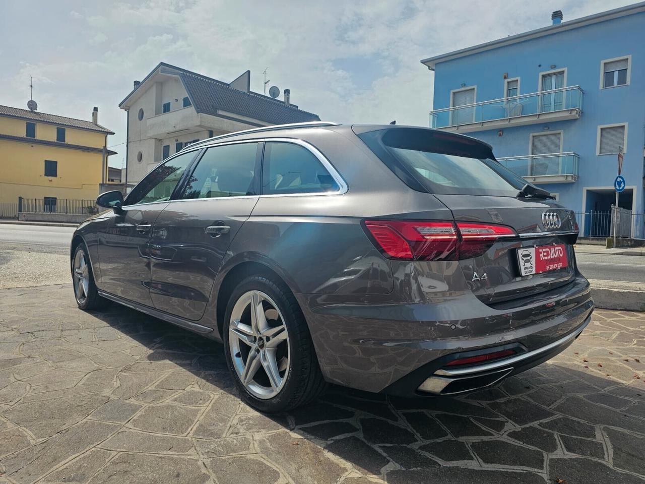 Audi A4 Avant 35 TDI/163 CV S tronic line edition