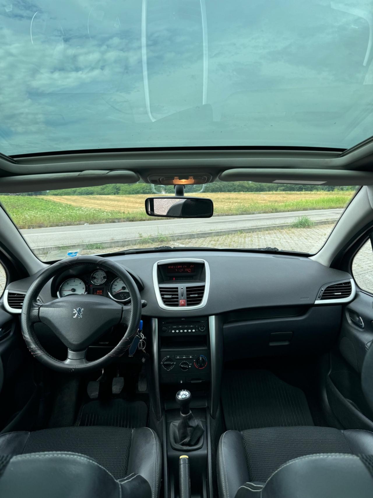 Peugeot 207 1.6 HDi 90CV SW Outdoor