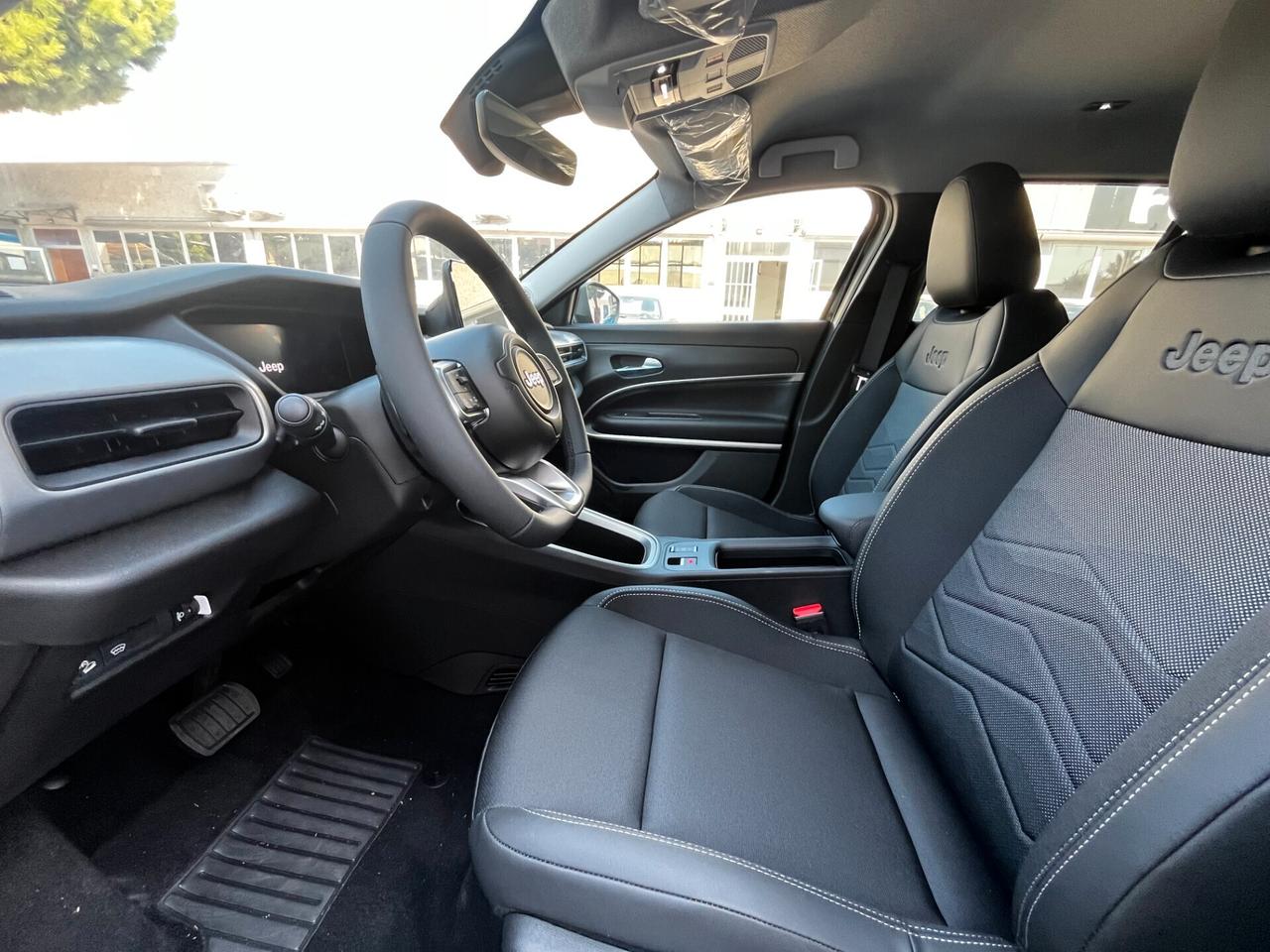 Jeep Avenger 1.2 Turbo 100 CV MHEV Summit KM 0