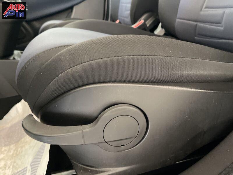 Lancia Ypsilon 1.0 FireFly 5 porte S&S Hybrid Platino