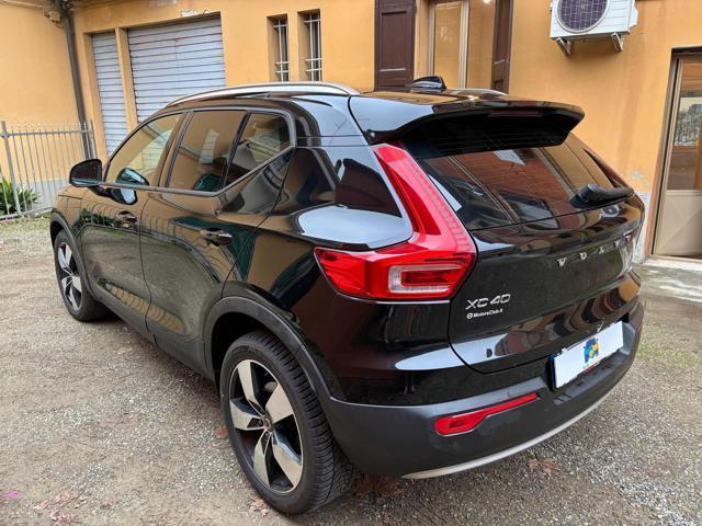 VOLVO XC40 D3 AWD Geartronic Momentum