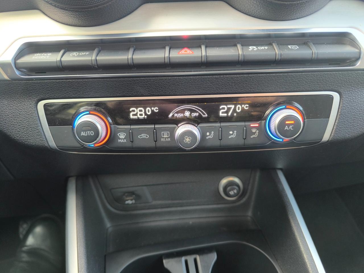 Audi Q2 30 TDI S tronic Identity Black