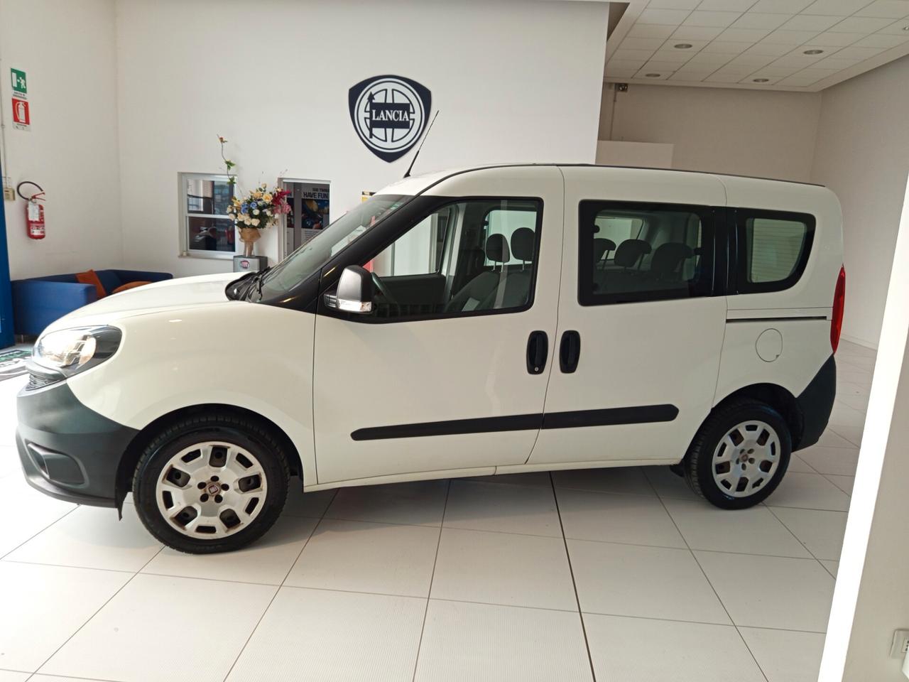 FIAT DOBLO 1.3 MTJ 95CV 5 POSTI 9900eiro+iva