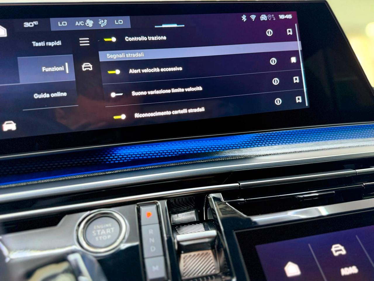 Peugeot 3008 Hybrid 1.2 Benzina 136 e-DCS6 GT