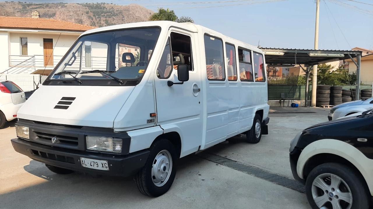 RENAULT MASTER 2.5 95CV 17P