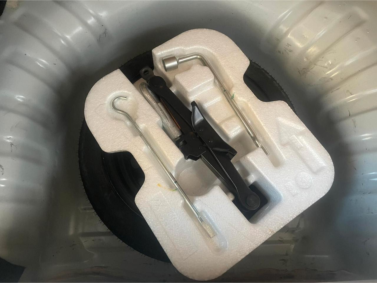 Nissan Micra 1.2 12V 5 porte Tekna