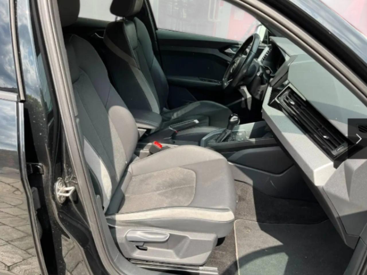 Audi A1 SPB 40 TFSI S tronic line edition Perfetta