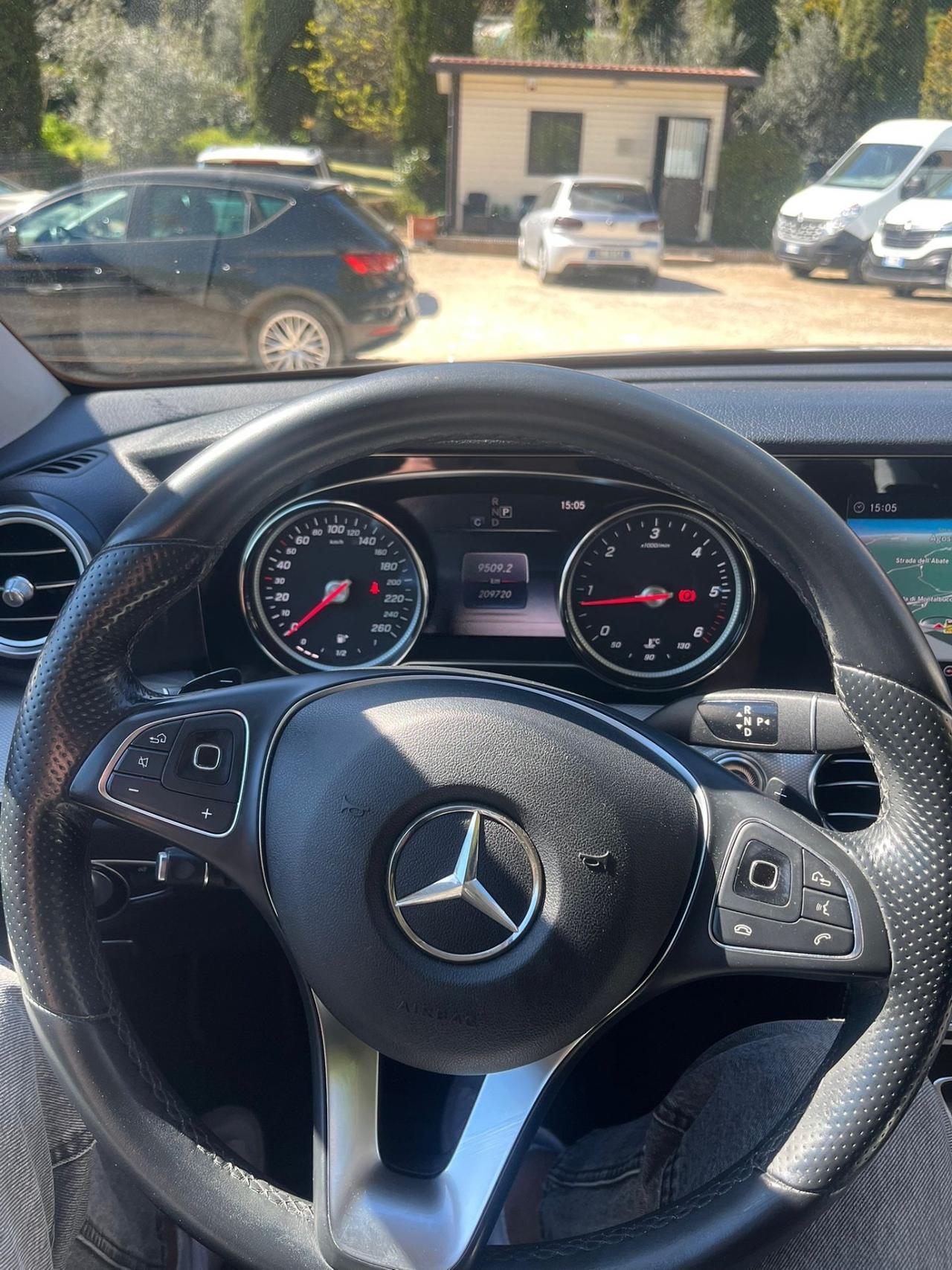 Mercedes-benz E 220 d Auto Exclusive