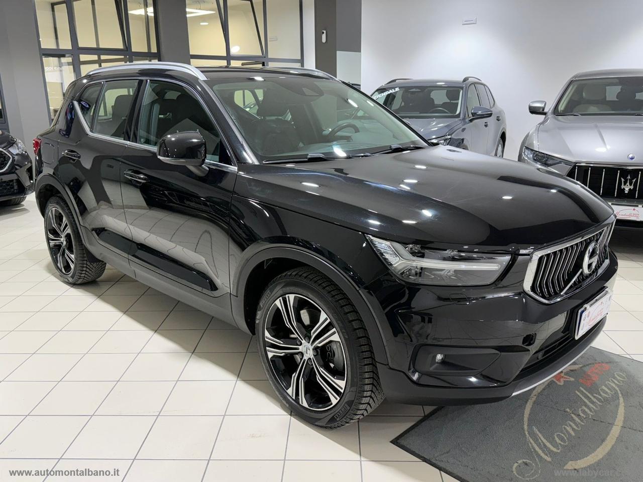 VOLVO XC40 T5 Recharge Plug-in R-design