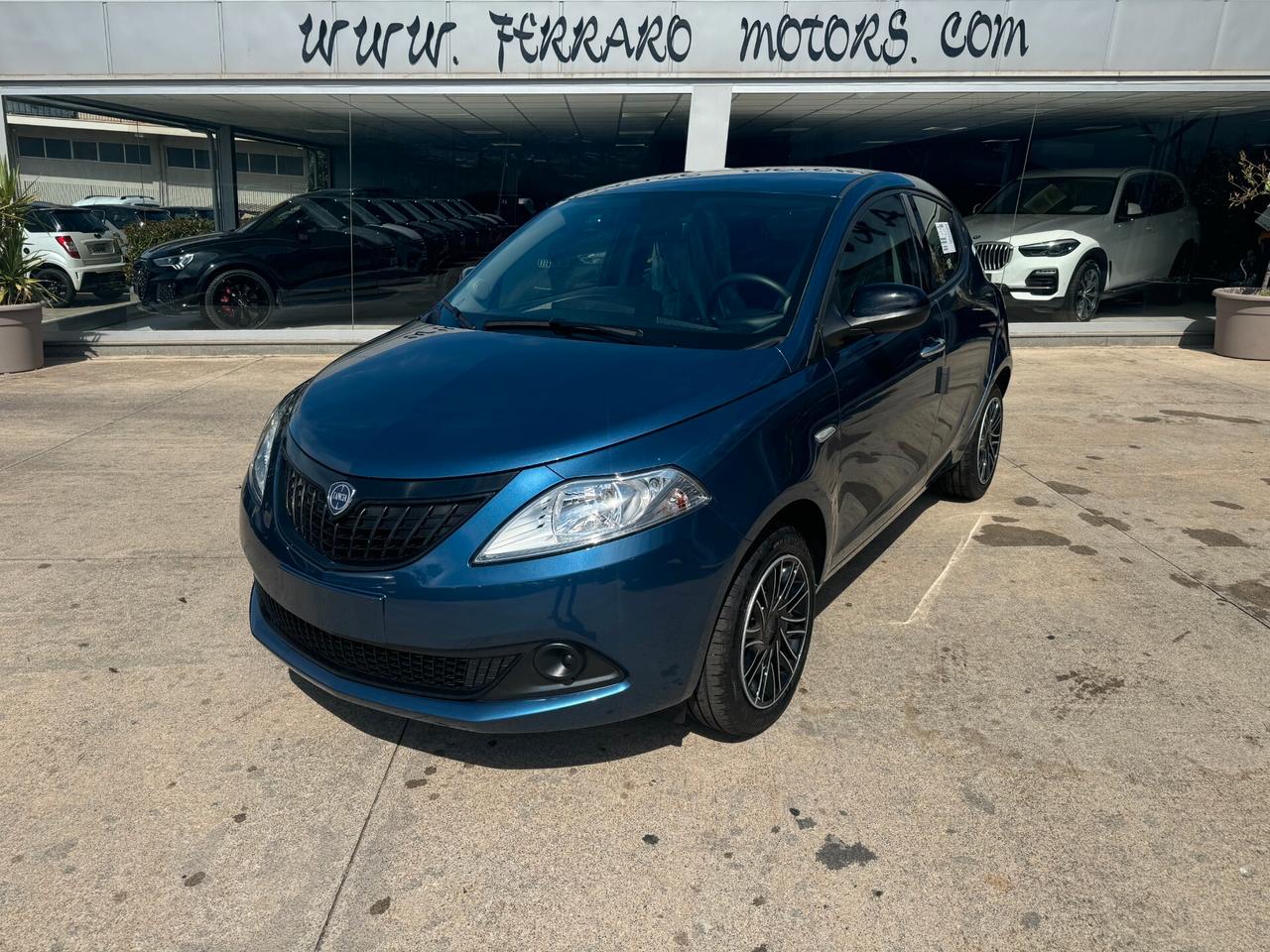 LANCIA Ypsilon silver km0 iva esposta