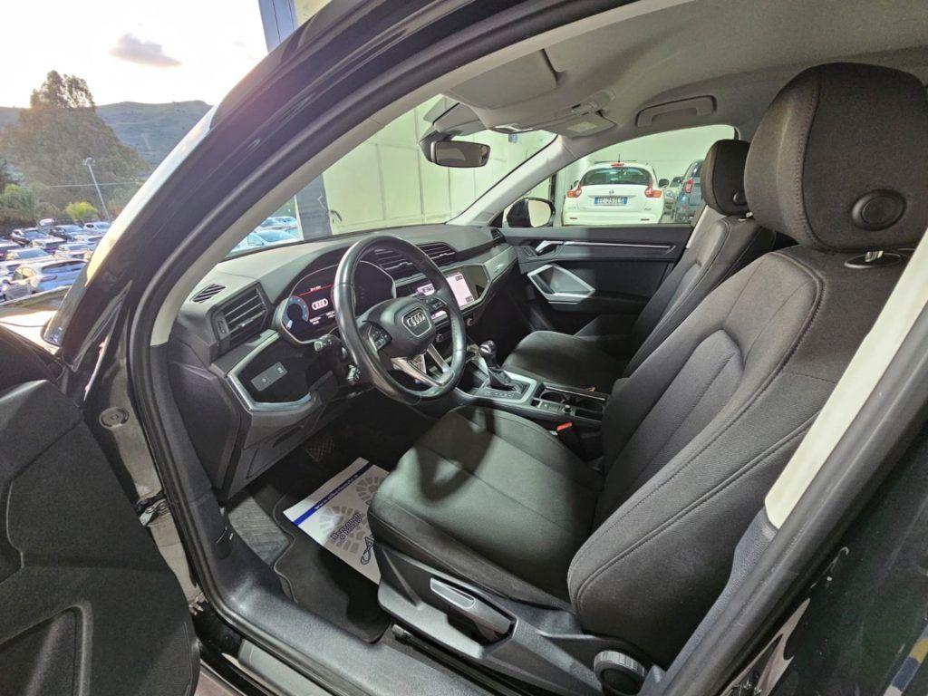 Audi Q3 35 TDI quattro S tronic Business