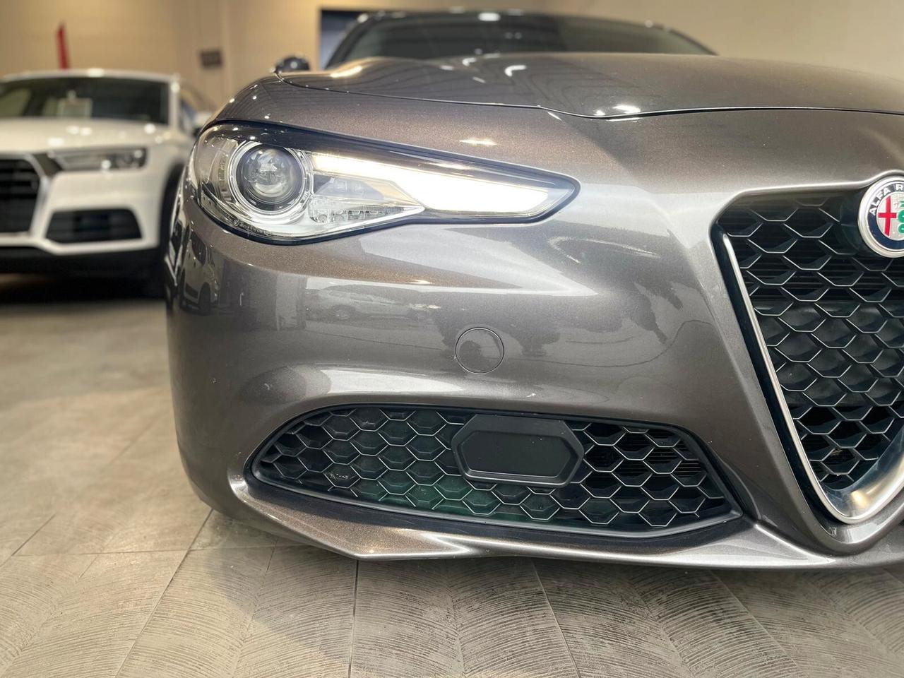 ALFA ROMEO GIULIA 2.2 T AT8 03/2020 64MILAKM UNICOPROPRIETARIO