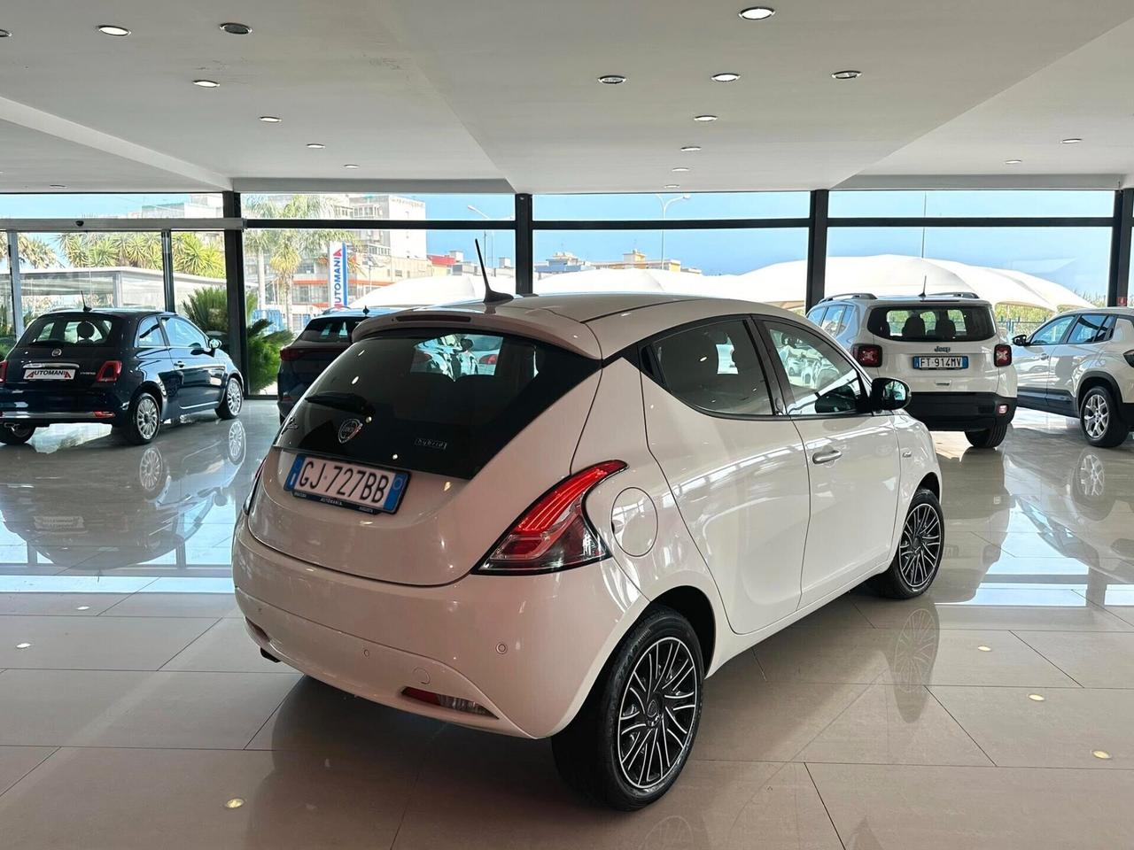 LANCIA YPSILON 1.0 HYBRID GOLD 70cv