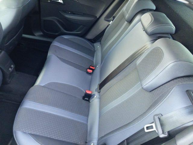 PEUGEOT 2008 PureTech 130 S&S Allure