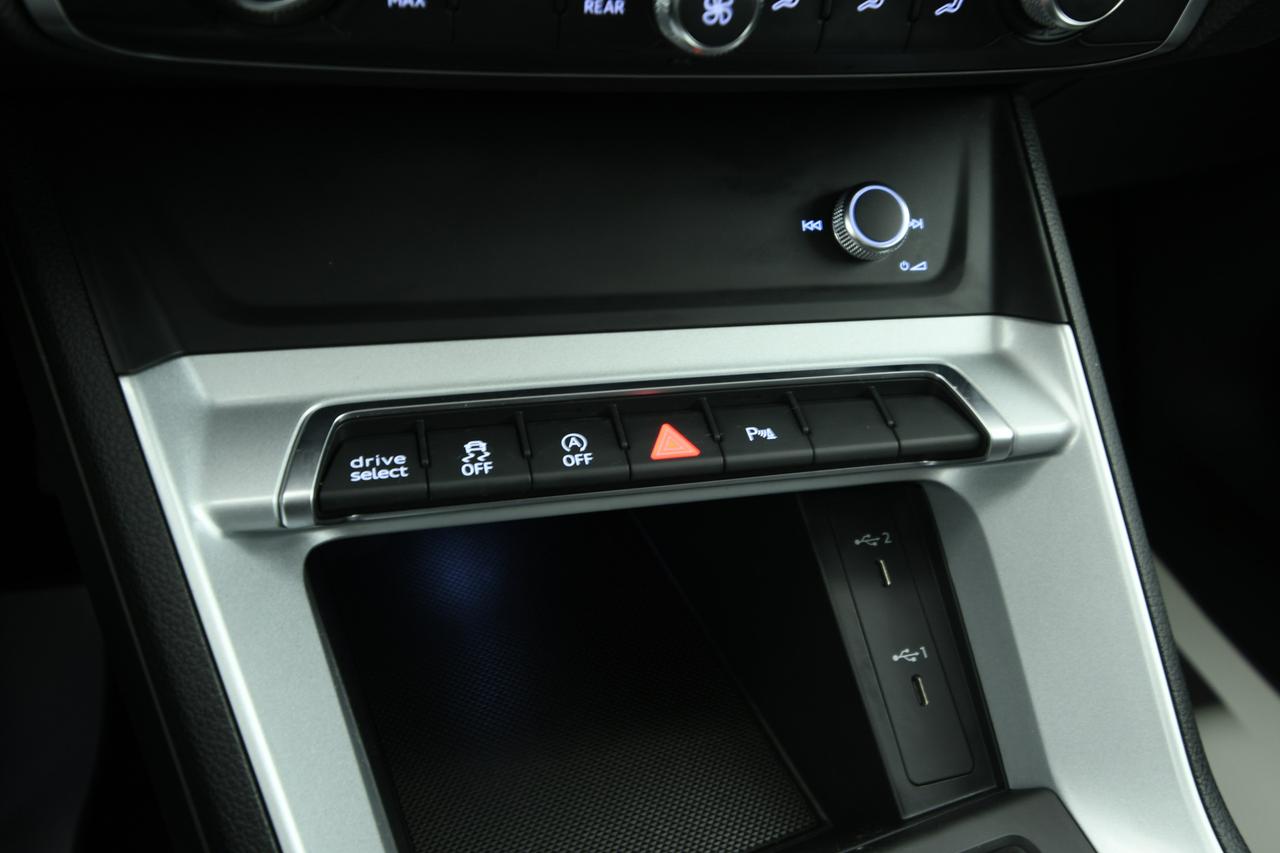 AUDI Q3 Sportback 35 2.0 tdi S line edition ACC+CAMERA+APP CONNECT