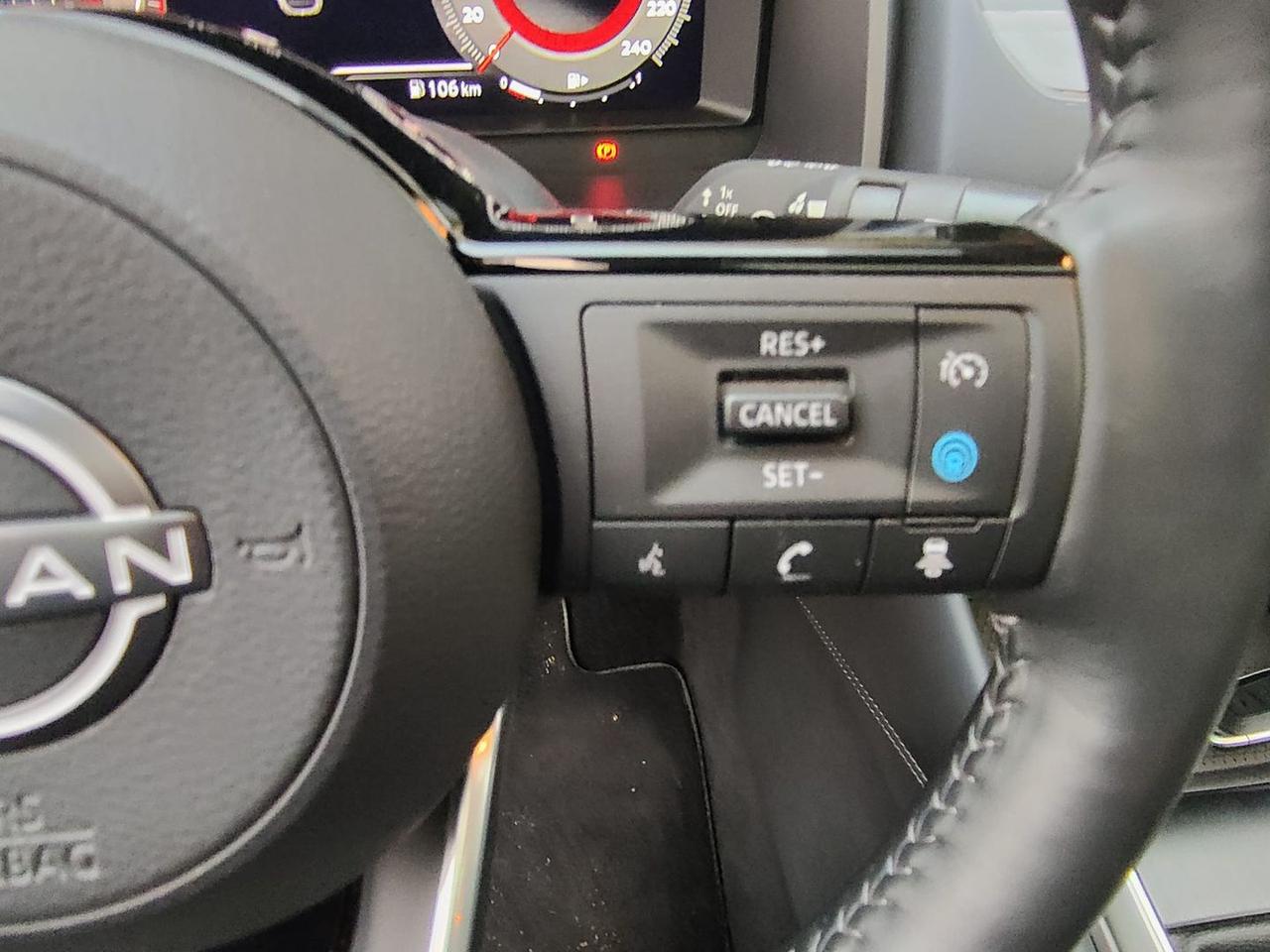 Nissan Qashqai Tekna 1.3 DIG-T MHEV 140 CV #9744