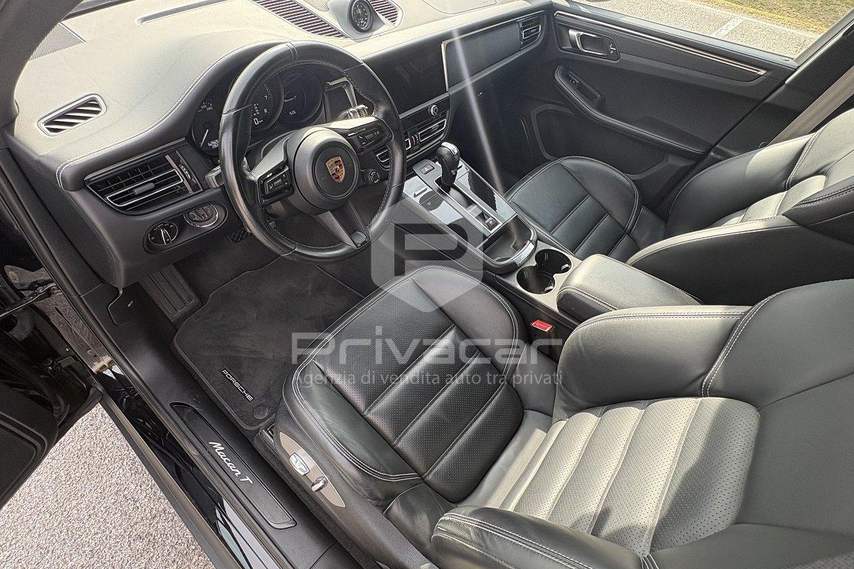 PORSCHE Macan 2.0 T