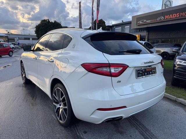 MASERATI Levante V6 Diesel 250 CV AWD Granlusso