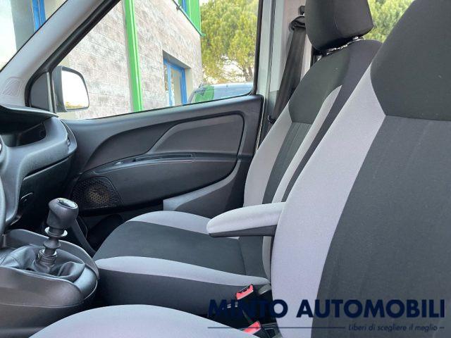 FIAT Doblo 1.6 MJT 105CV LOUNGE 5 POSTI AUTOCARRO RETROCAMERA