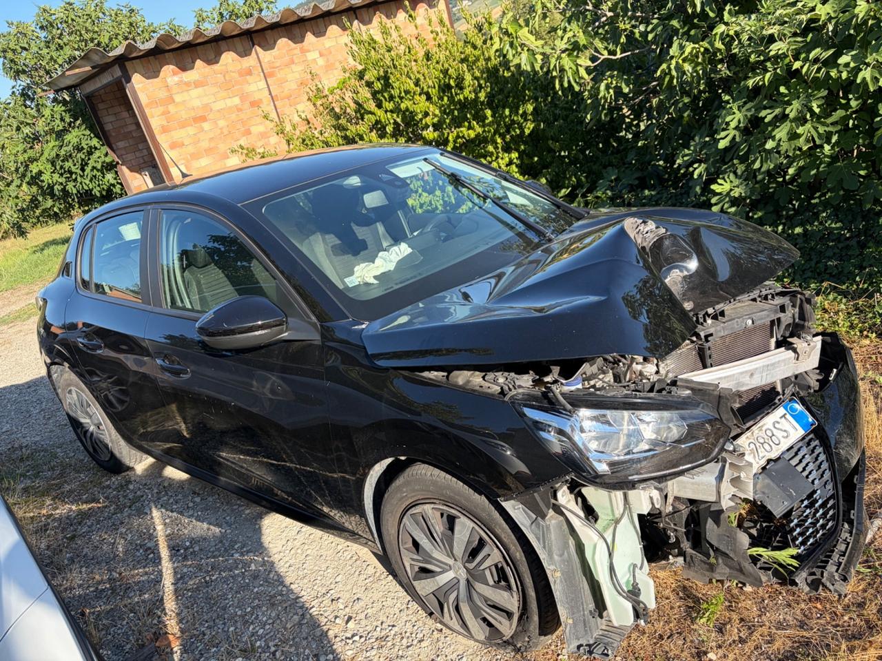 Peugeot 208 PureTech 1.2 65MILA KM INCIDENTATA