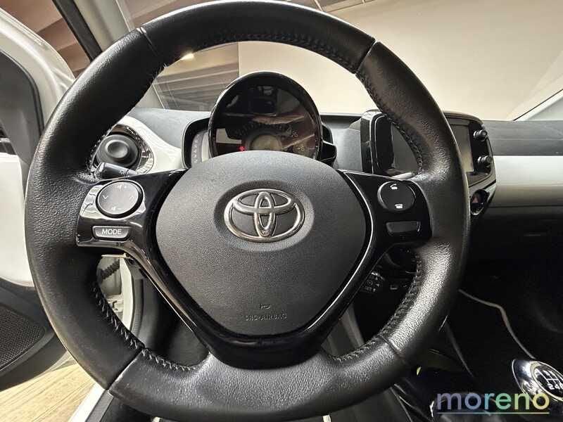 Toyota Aygo 1.0 x-wave