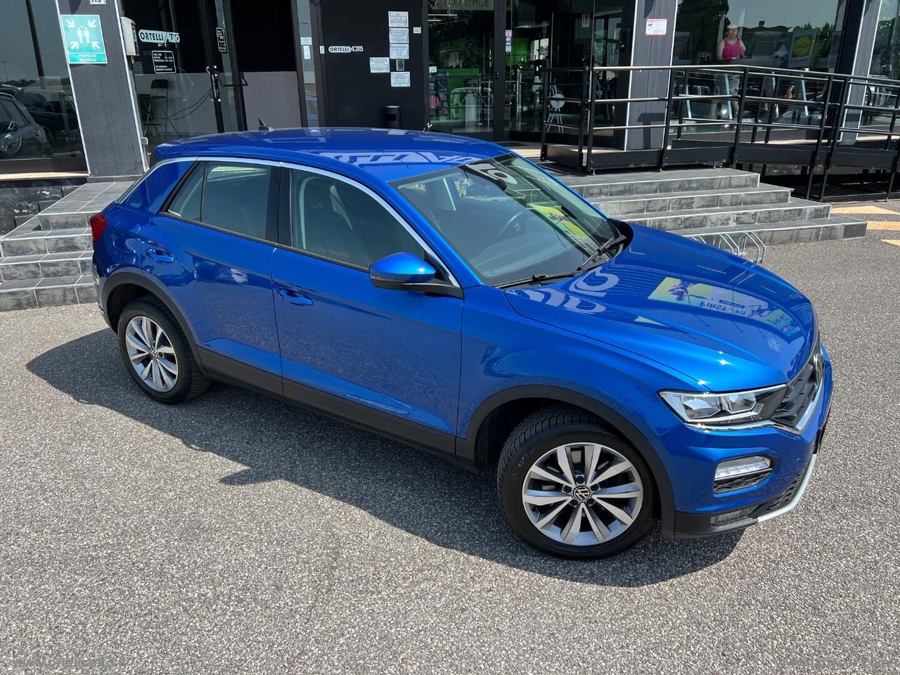 VOLKSWAGEN T-Roc 2.0 TDI 150 CV DSG Business BMT IVA DEDUCIBILE