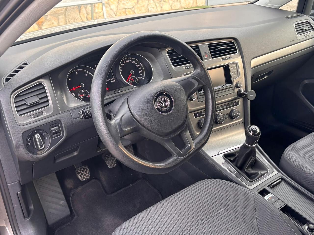 Volkswagen Golf - 2013