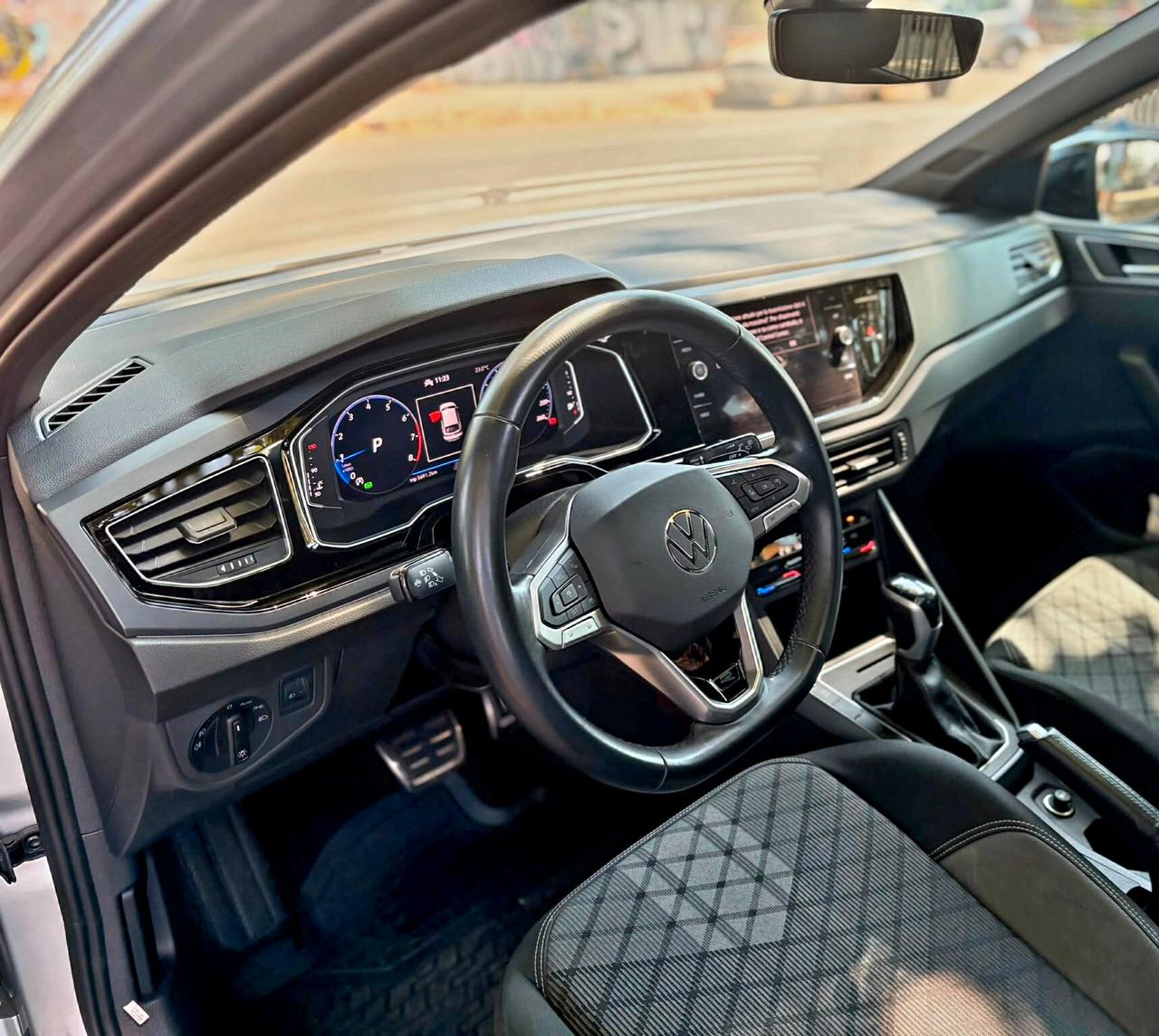 Volkswagen Taigo 1.5 TSI ACT 150 CV DSG R-Line