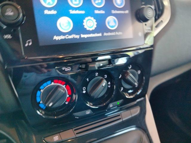 LANCIA Ypsilon 1.0 Hybrid Gold