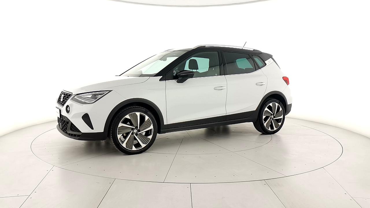 SEAT Arona 2022 - Arona 1.0 tgi FR 90cv