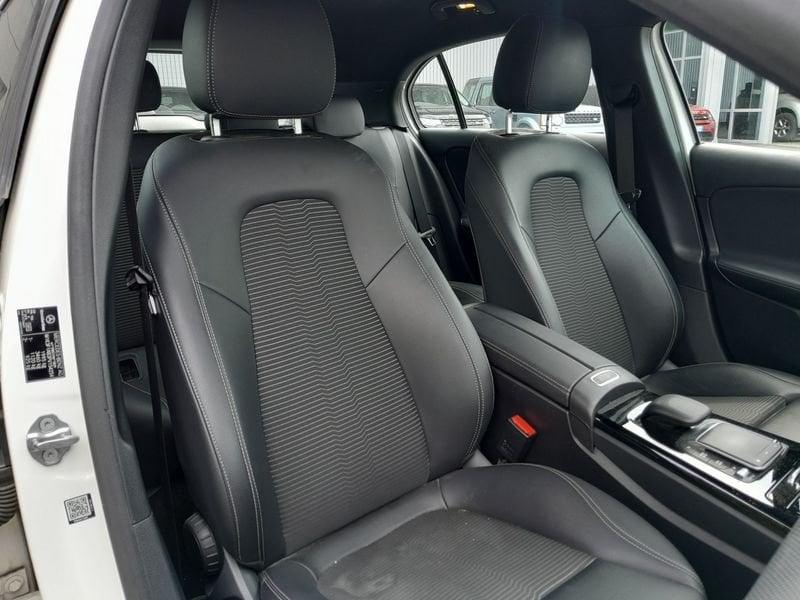 Mercedes-Benz Classe A A 180 d Automatic IVA ESPOSTA PREZZO PROMO CON FINANZIAMENTO