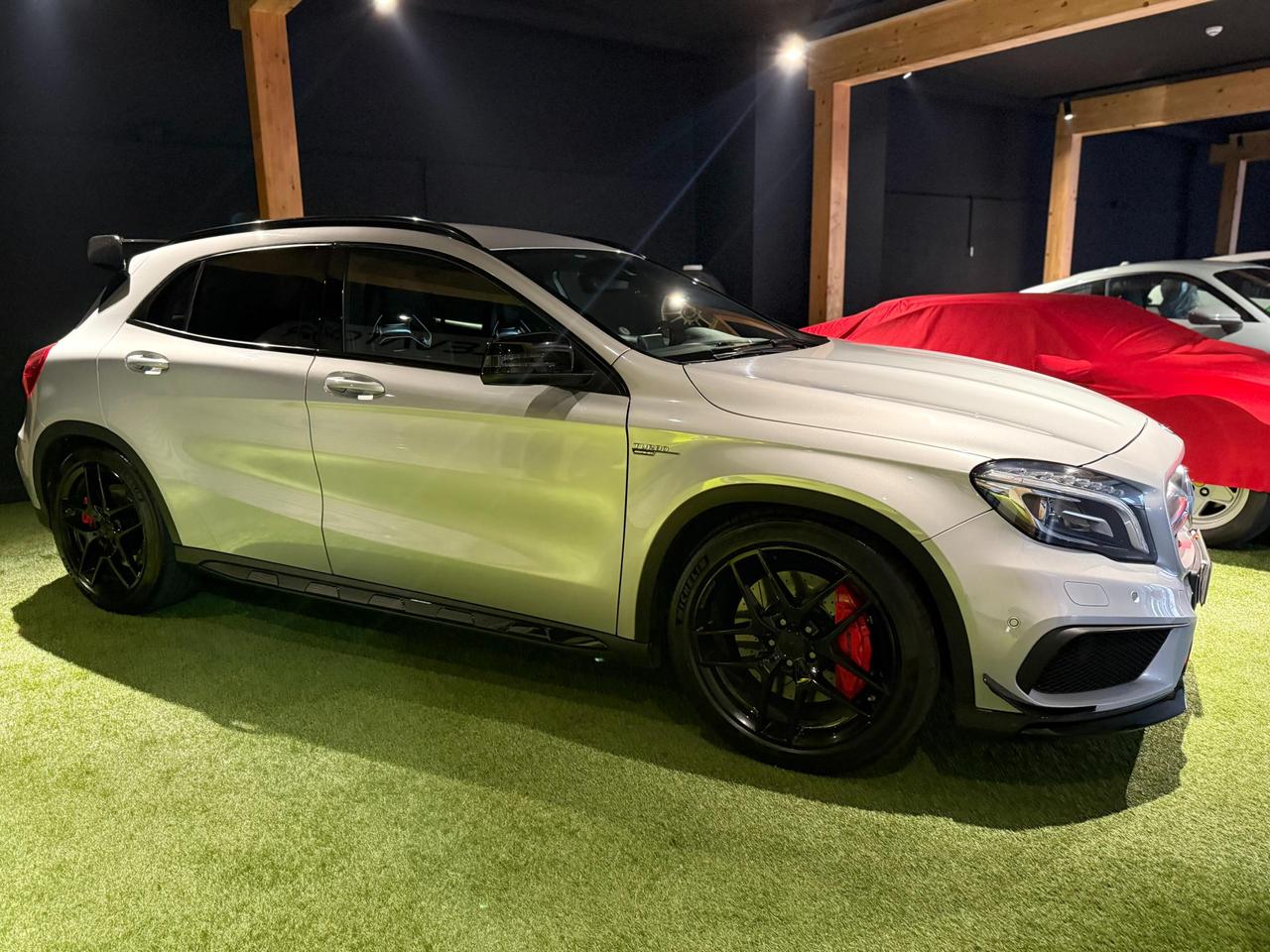 Mercedes GLA 45 AMG 4matic 360cv auto