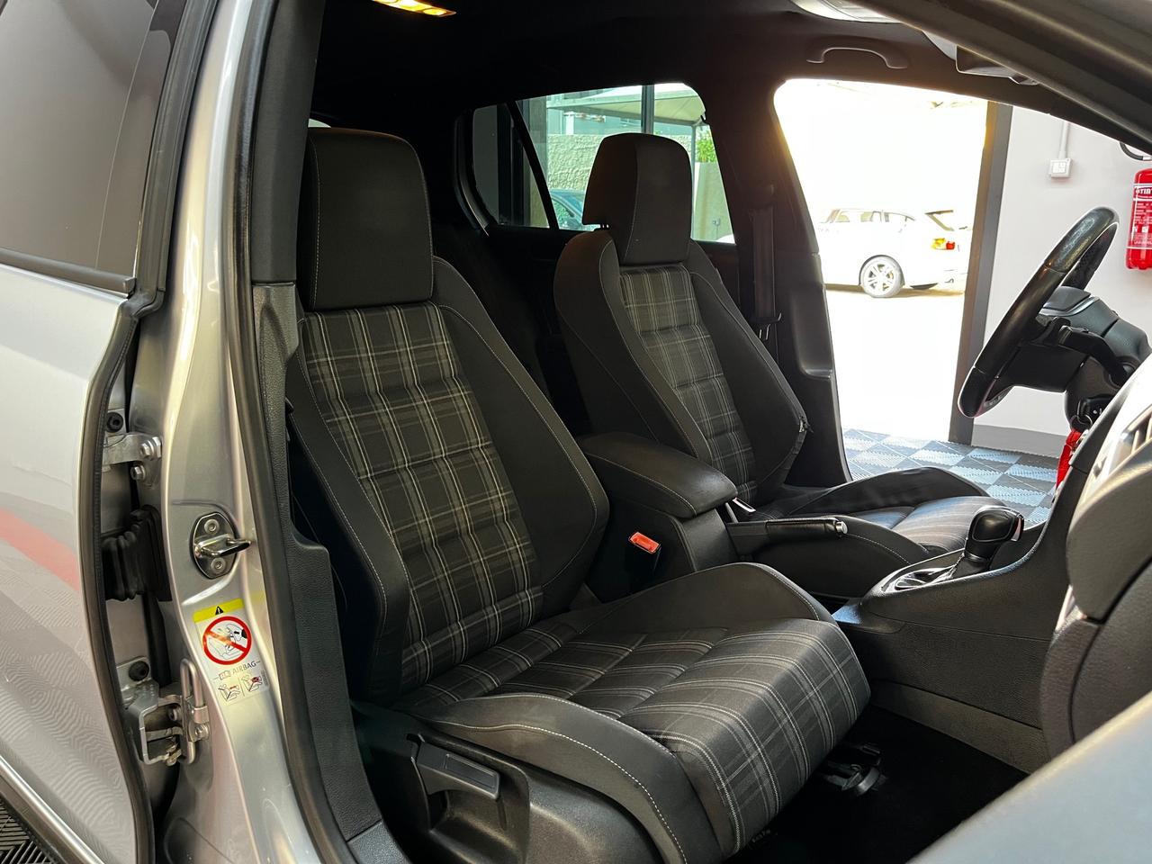 Volkswagen Golf 2.0 TDI GTD - FABIANOAUTO
