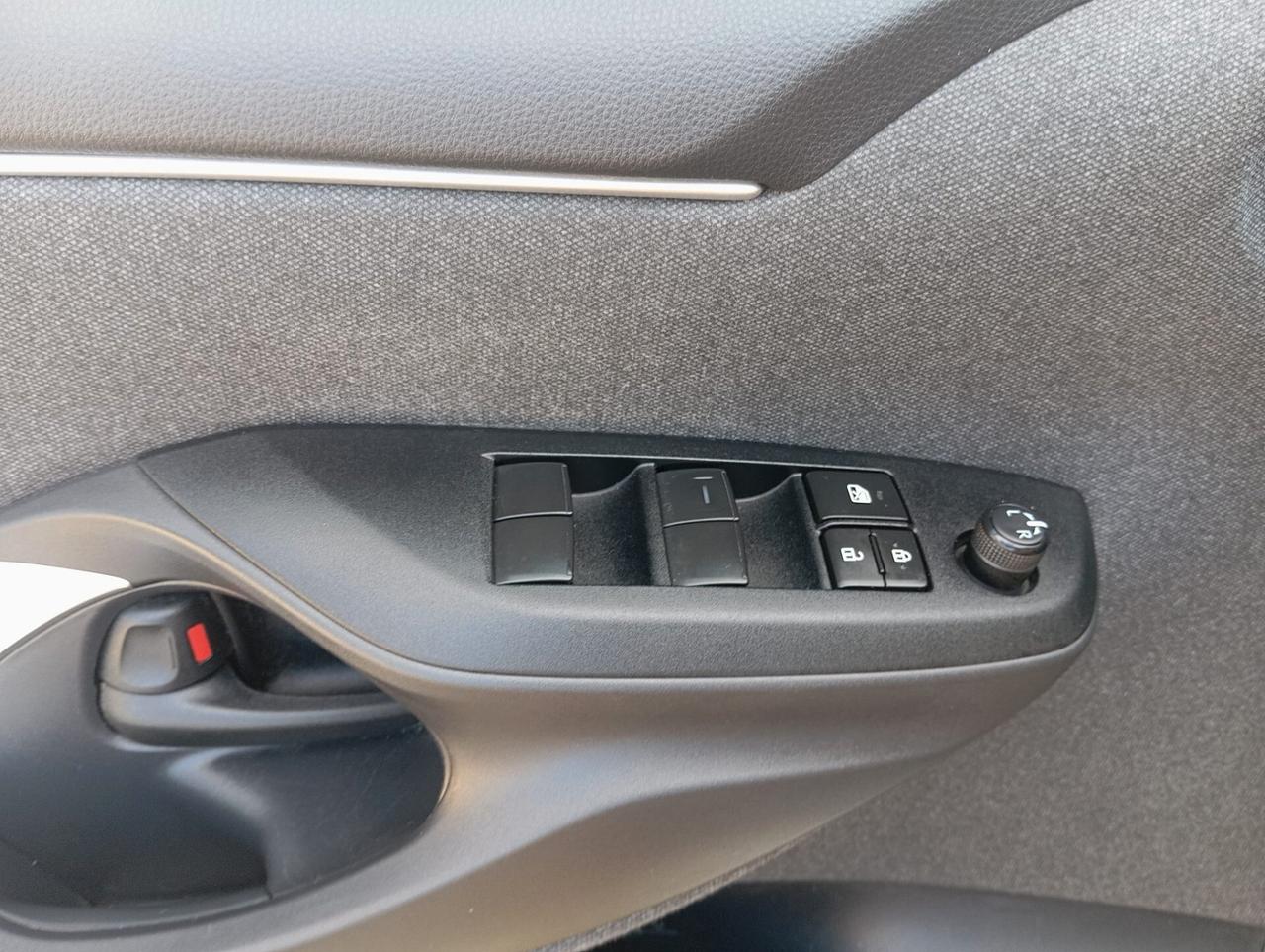 Toyota Yaris 1.5 Hybrid 5 porte Trend