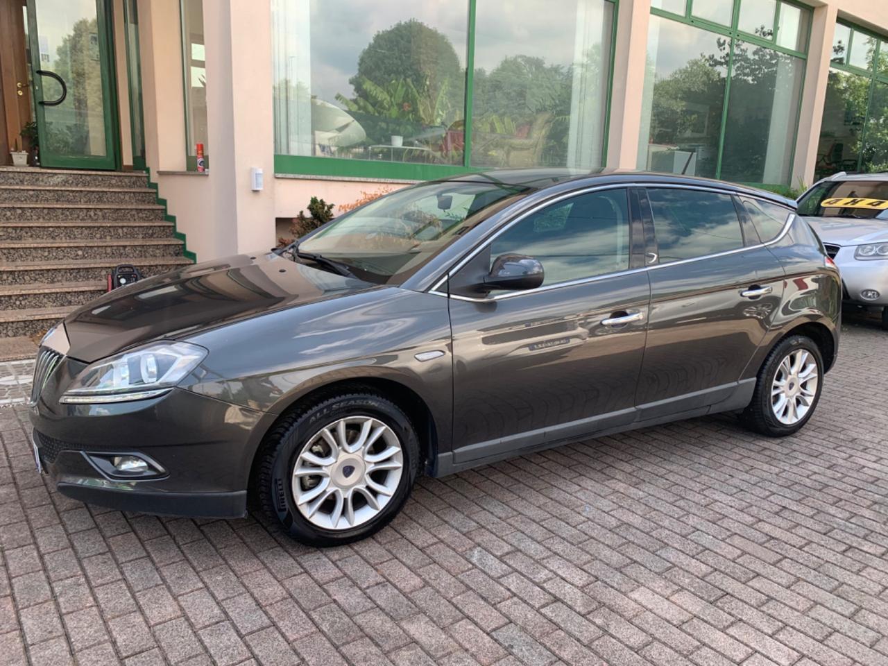 Lancia Delta 1.6 MJT DPF Gold