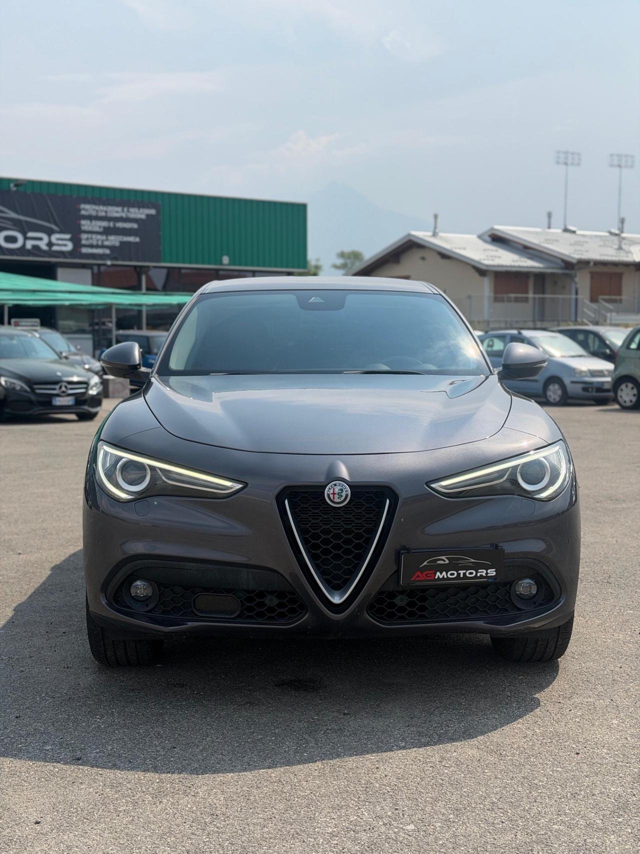 Alfa Romeo Stelvio 2.2 Turbodiesel 210 CV AT8 Q4 Super